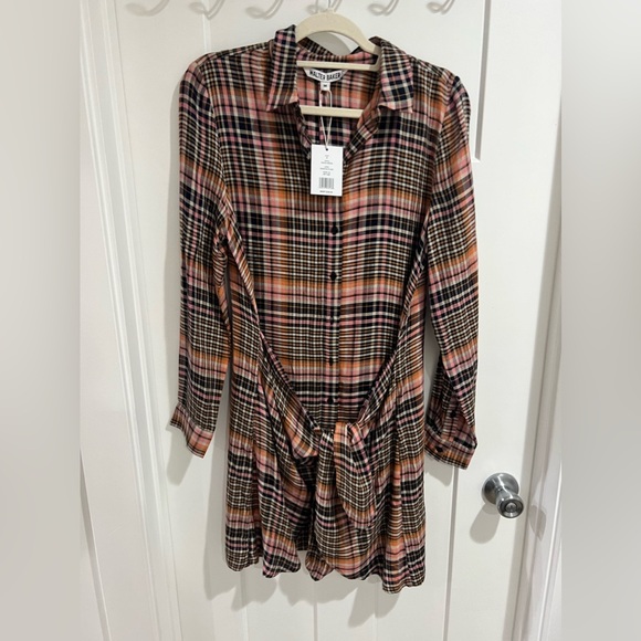 Walter Baker Tanya Shirtdress Medium NWT - Picture 2 of 8